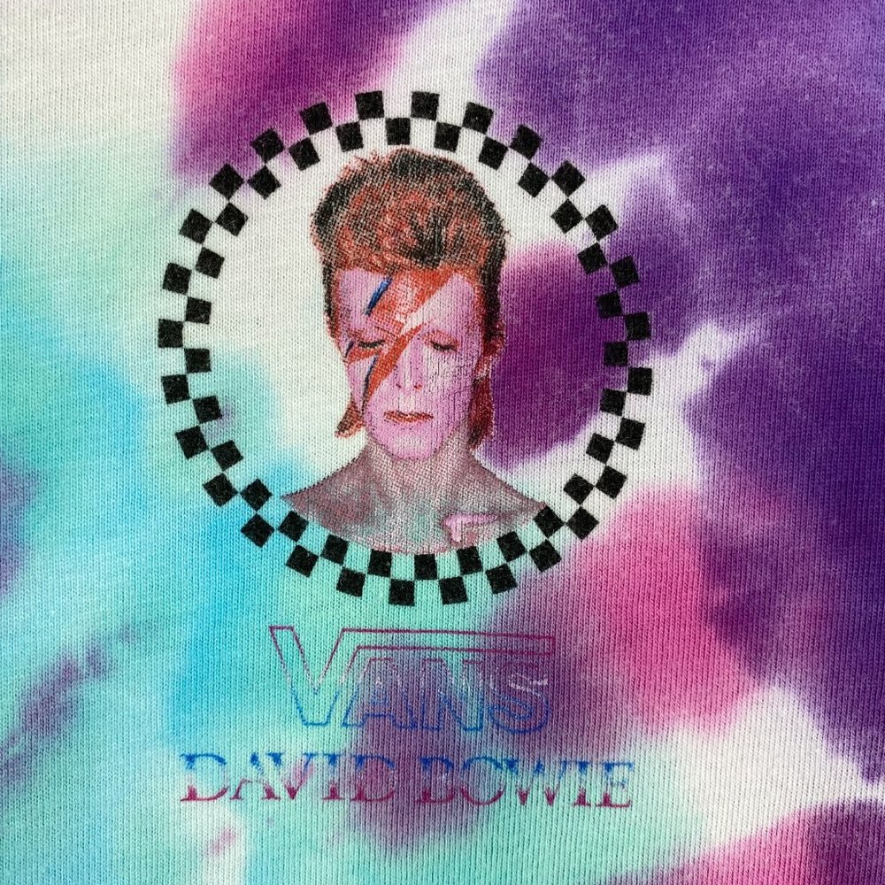 VANS x DAVID BOWIE Aladdin Sane Tie-Dye Shirt - Picture 7 of 16